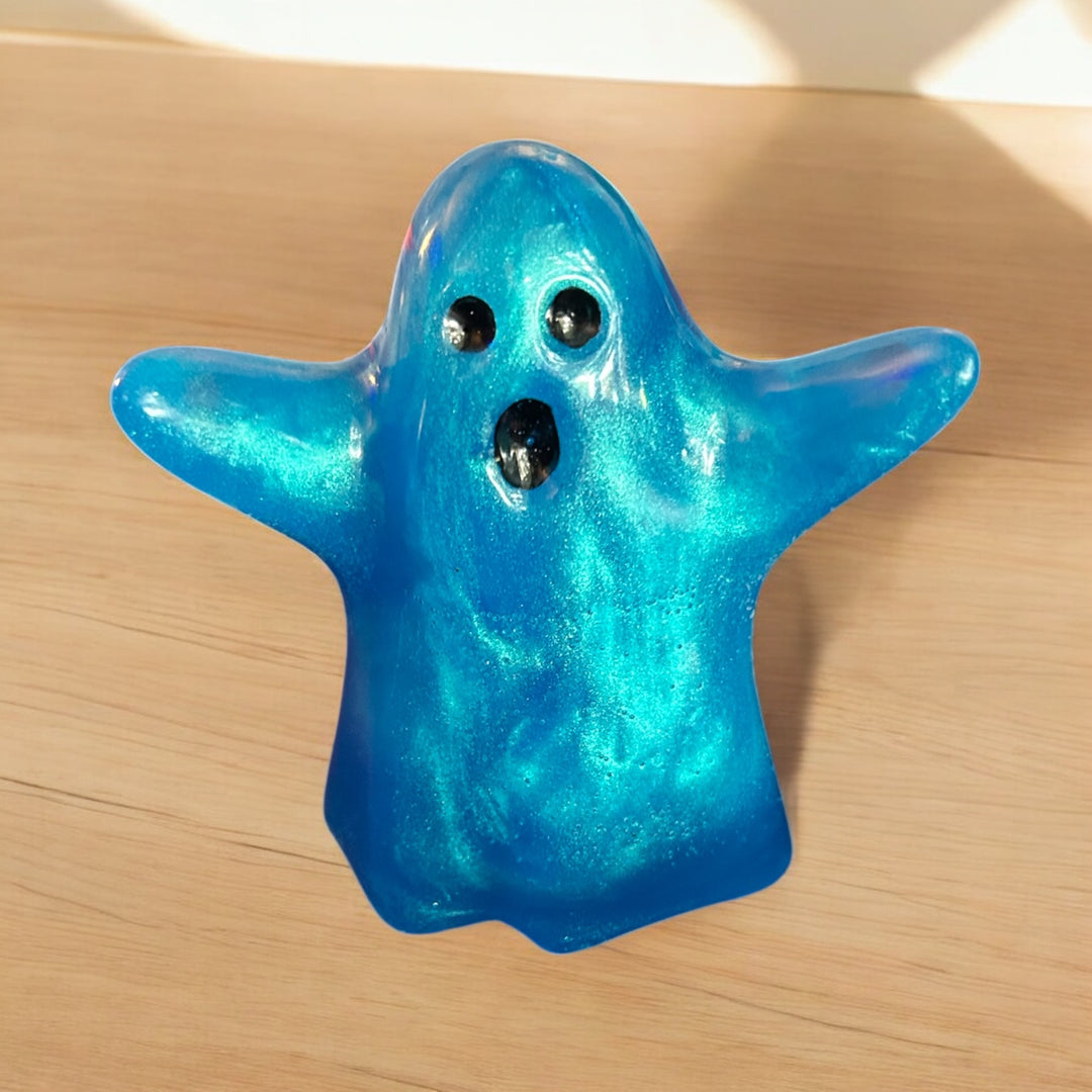 Resin Ghost – “Blue Aura”